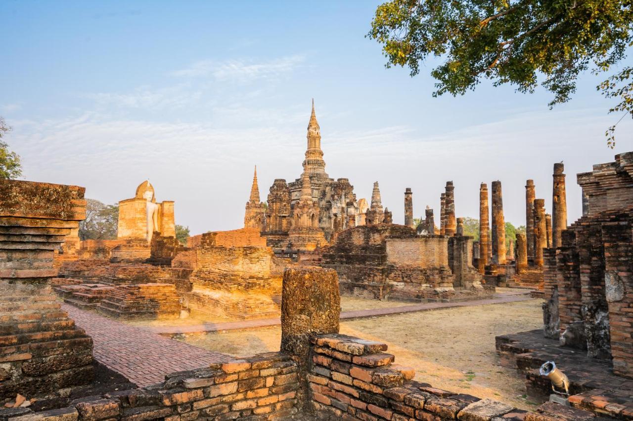Le Charme Sukhothai Historical Park Exterior foto