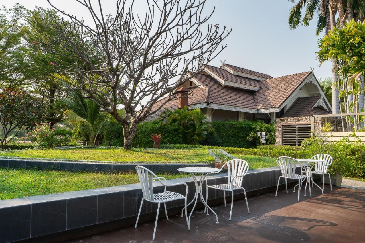 Le Charme Sukhothai Historical Park Exterior foto